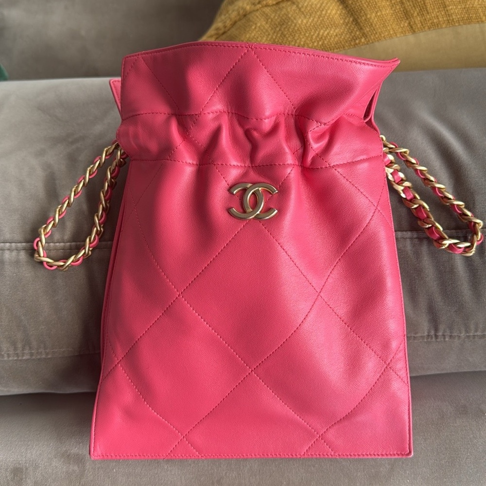 Chanel Pink Drawstring Hobo - Picture 5 of 6